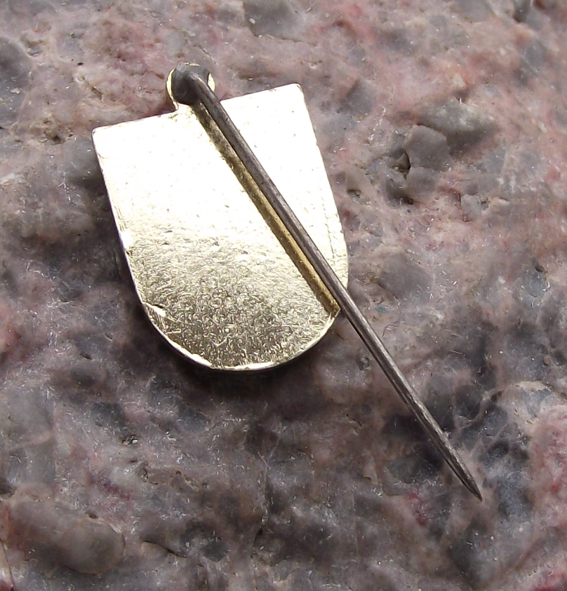 Vintage Karl Marx Stadt East German DDR Heraldic Crest Chain Pendant - Badgecrazy