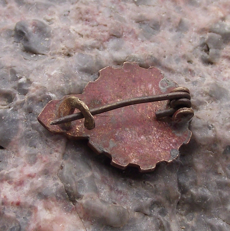 Vintage Czechoslovakia Social Democratic Party Wheat Logo Brooch Pin Badge - Badgecrazy