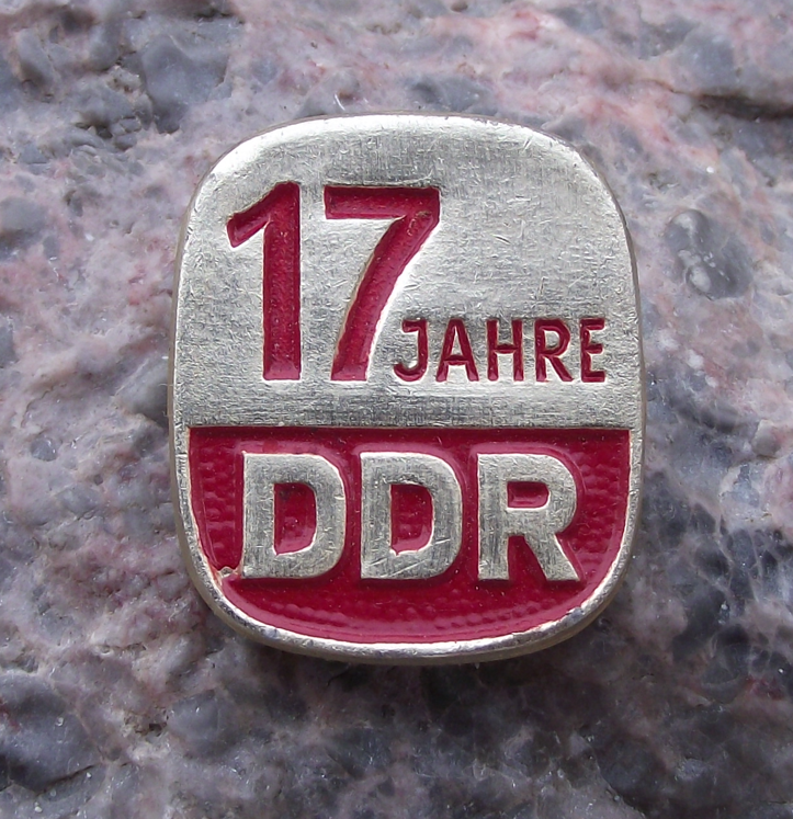 1966 German DDR GDR 17th Anniversary East Germany Brooch Pin Badge