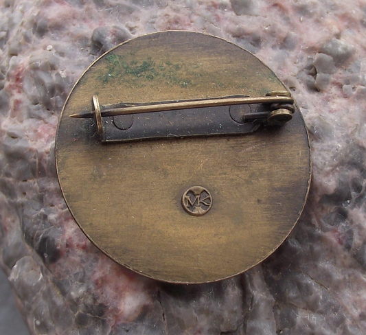 2000 Slovakia National Ascent of Krivan Mountain Climbing Pin Badge - Badgecrazy