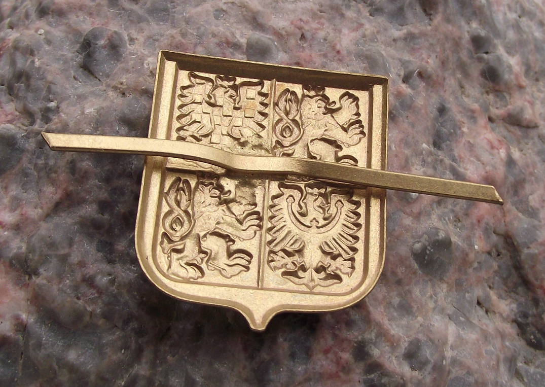 Czech Republic Army ACR Hat Cap Insignia Lion and Eagle - Badgecrazy