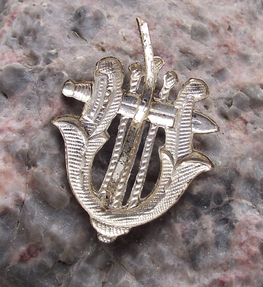 Czechoslovakia Army CSLA Marching Band Uniform Insignia Sword Harp - Badgecrazy