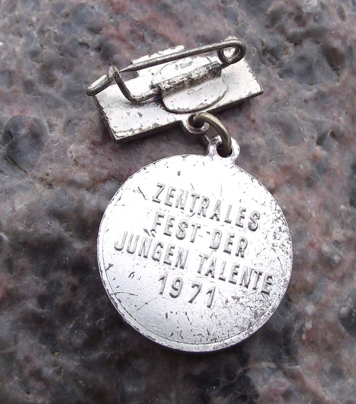 1971 Thalmann Pioneer Organisation Young Talent Festival Medal - Badgecrazy