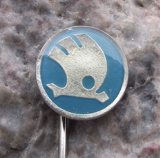 Large Skoda Autos Cars Automobile Factory Winged Arrow Logo Pin Badge