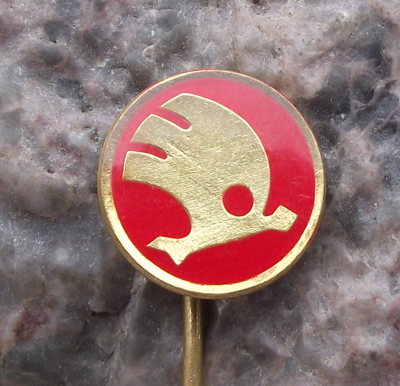 Large Skoda Autos Cars Automobile Factory Winged Arrow Logo Pin Badge