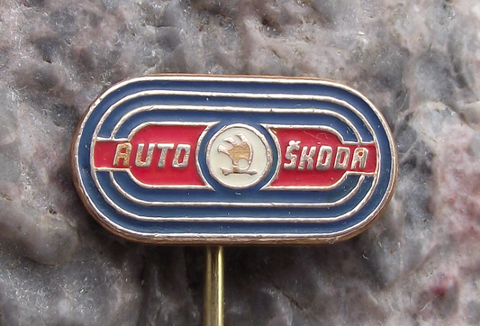 Vintage Auto Skoda Race Track Circuit Automobiles Car Racing Pin Badge