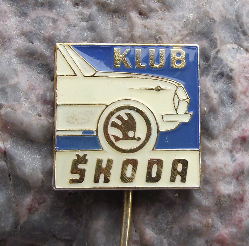 Vintage Skoda Klub Model 1000MB Czech Car Club Motor Vehicle Pin Badge