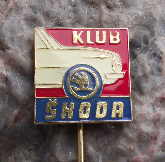 Vintage Skoda Klub Model 1000MB Czech Car Club Motor Vehicle Pin Badge