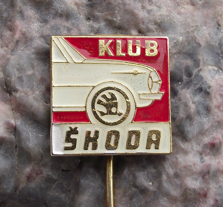 Vintage Skoda Klub Model 1000MB Czech Car Club Motor Vehicle Pin Badge