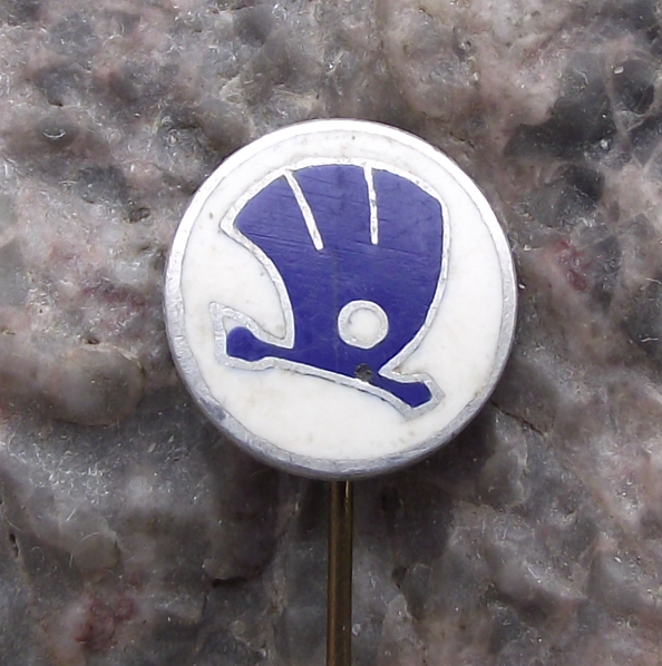 1950's Skoda Autos Cars Automobile Factory Winged Arrow Logo Pin Badge