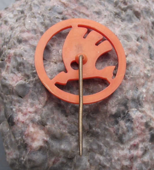 Original Skoda Autos Cars Automobile Factory Winged Arrow Plastic Pin Badge