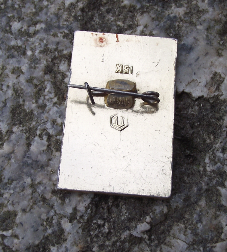 1971 24th Communist Party Congress Soviet Union Russian KNCC Pin Badge