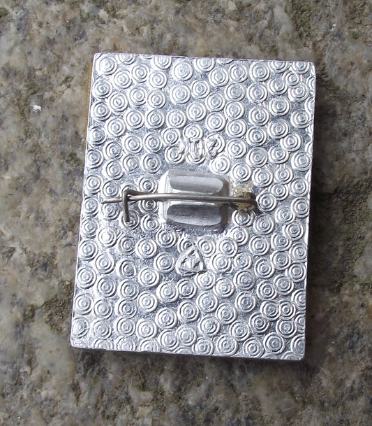 Vintage October Bolshevik Revolution Red Carnation Flowers 1917 Pin Badge - Badgecrazy