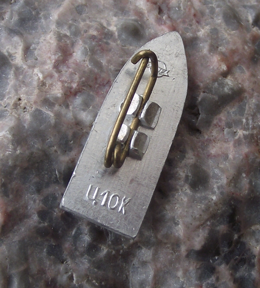 Vintage Latvia Latvija Riga Church Lancet Window Red Flower Pin Badge - Badgecrazy