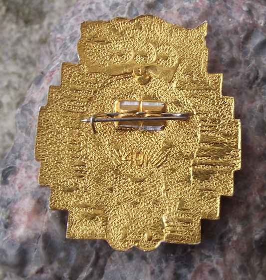 1982 Russia 60th Anniversary Soviet Union State Flags Pin Badge - Badgecrazy