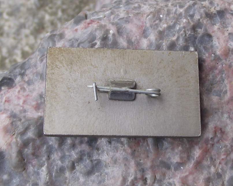 Vintage Map of the Republic of Cuba Cuban Mirror Pin Badge