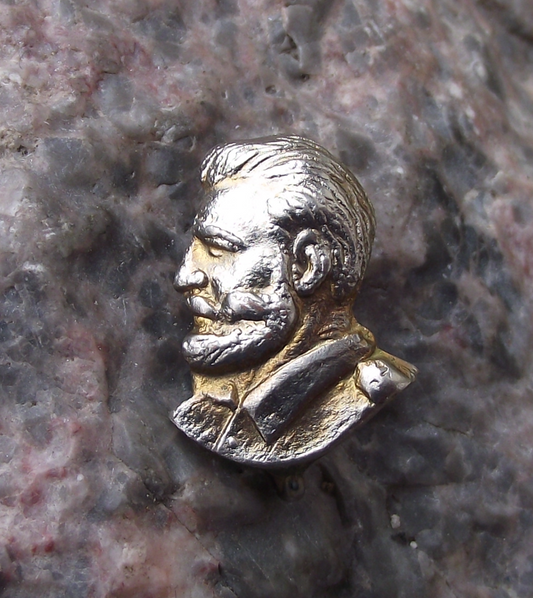 Vintage Image of Fidel Castro Cuban President Military Uniform Pin Badge