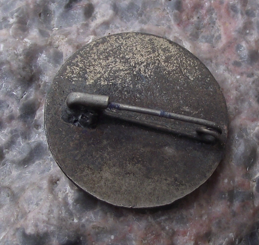 Vintage Cuba Revolution Crossed Machetes Patria O Muerte Flag Pin Badge