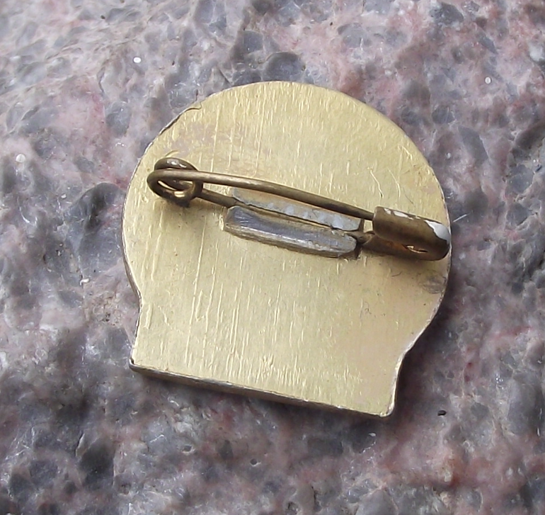 Vintage CNA Cuban Revolution National Literacy Education Pin Badge
