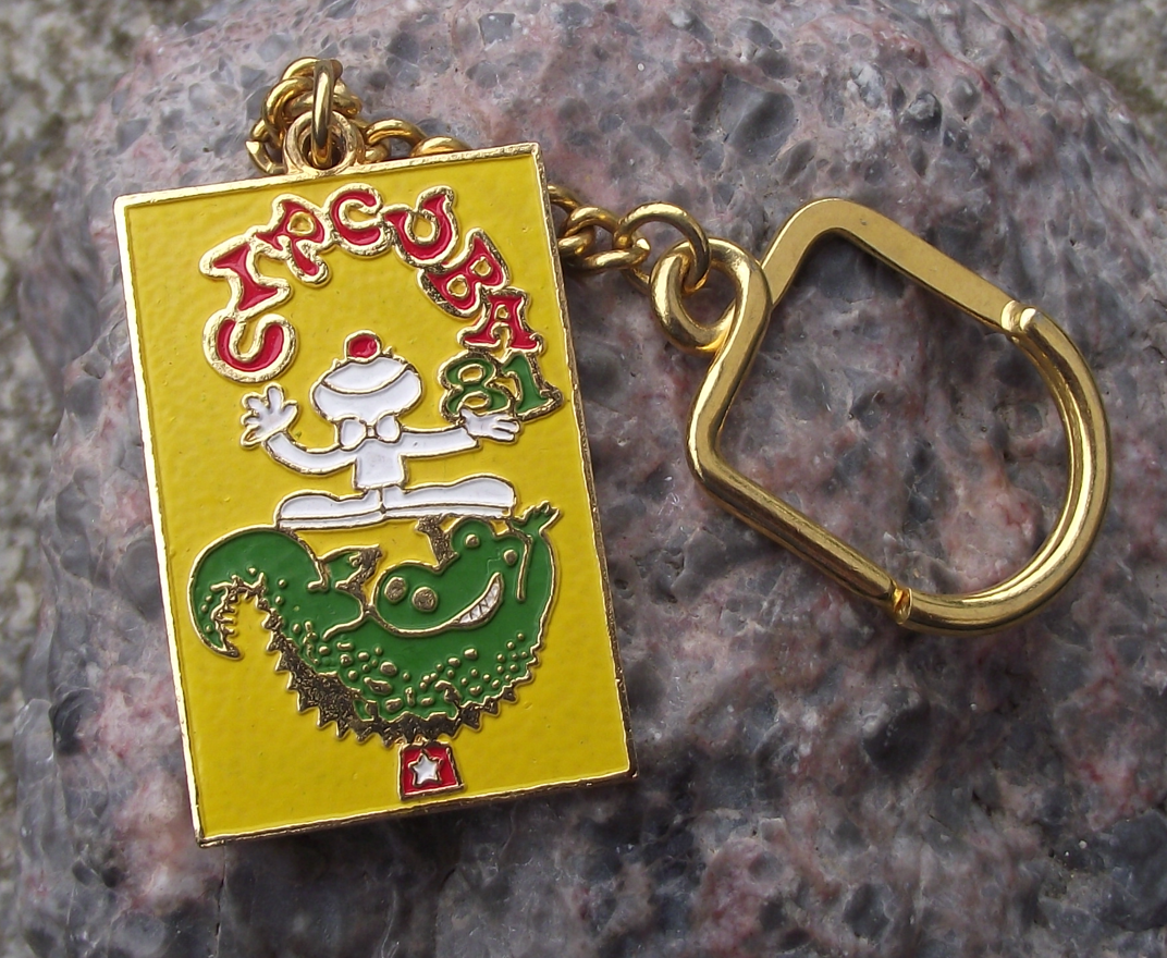 1981 Cuba Circus Circuba Juggling Clown on Cuban Crocodile Key Ring