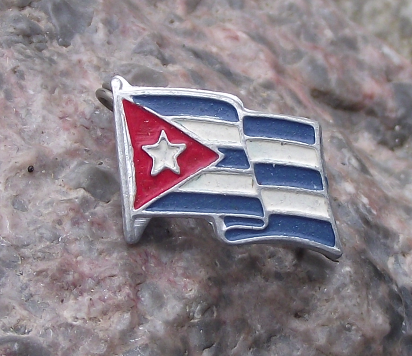 Vintage Cuba National Flag Waving in the Wind Cuban Revolution Pin Badge