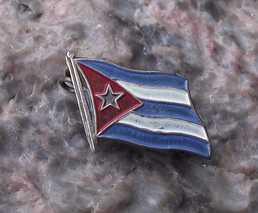 Vintage Cuba National Flag Bandera Nacional de Cuba Cuban Pin Badge