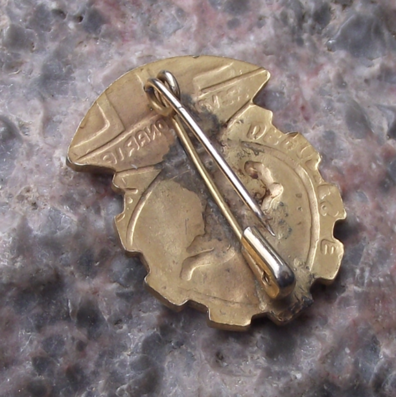 Vintage Cuba CTC Central Workers Trade Union Sports Department Pin Badge