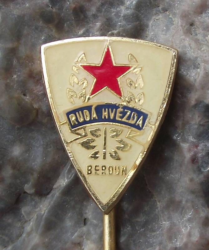 Vintage Ruda Hvezda Beroun Red Star Football Soccer Club Pin Badge