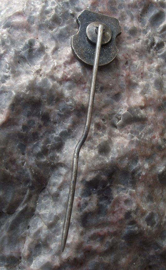 Vintage SC Aufbau Magdeburg Football Team Pin Badge - Badgecrazy