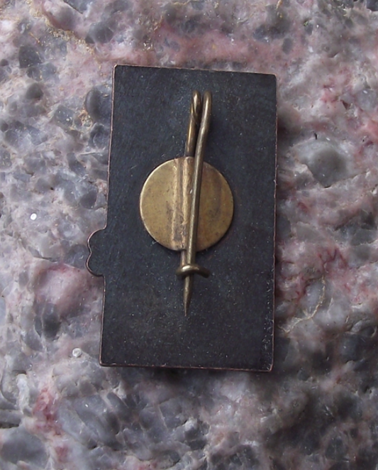 Vintage High Rise Hotel Sokos Viru Tallinn Pin Badge - Badgecrazy