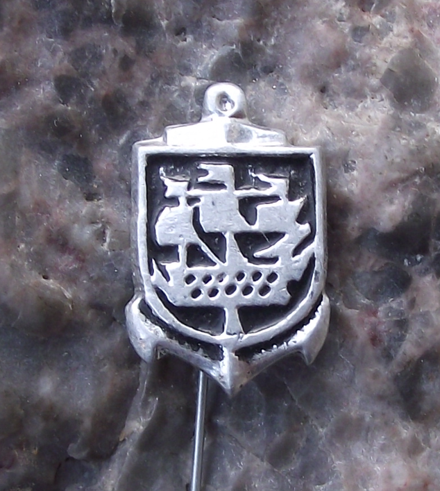 Vintage Russian Anchor and Sailing Ship Crest Leningrad Pin Badge