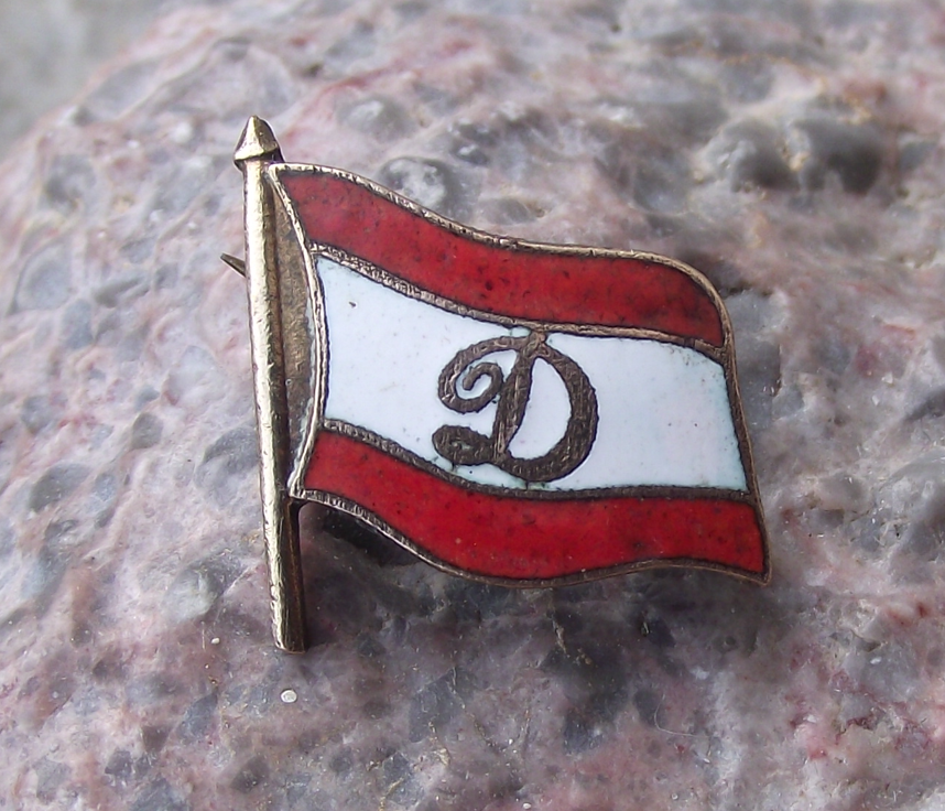 Vintage Dynamo Bucharest FC Dinamo Bucuresti Football Club Romania Flag Pin Badge