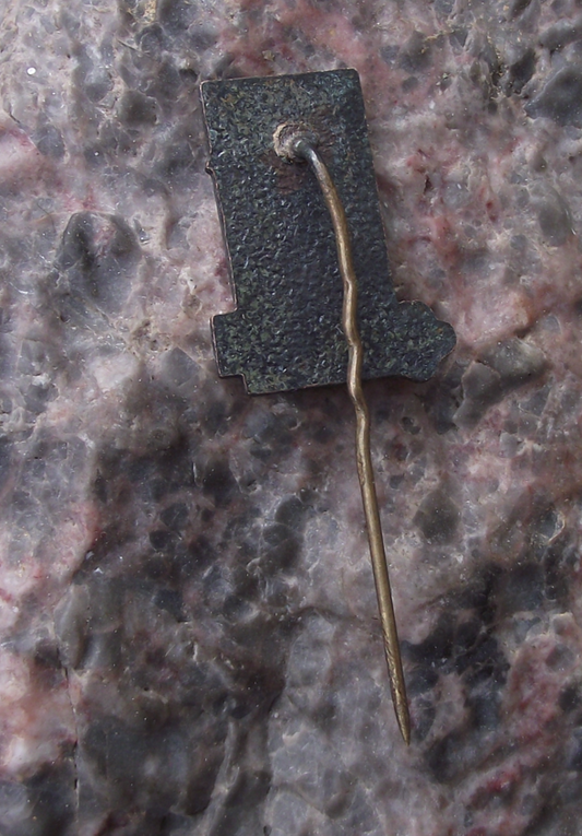 Vintage Latvia Turaida Castle Tower and Door Key Souvenir Pin Badge - Badgecrazy