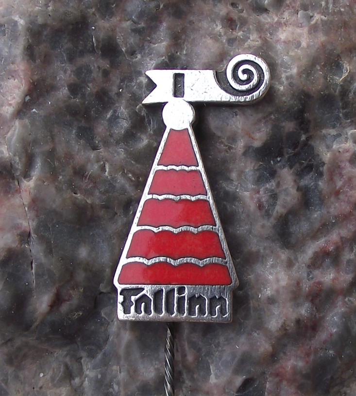 Vintage Estonia Tallinn Red Roofs and Weather Vane Souvenier Pin Badge