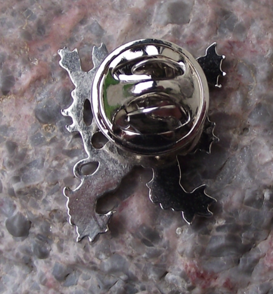 Large Czechoslovakia Rampant Lion National Coat of Arms Silver Colour Pin Badge - Badgecrazy