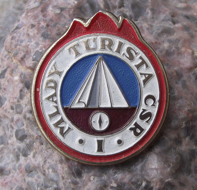 Young Tourist Grade 1 Czechoslovakia Youth Camping Pioneer Award Pin Badge