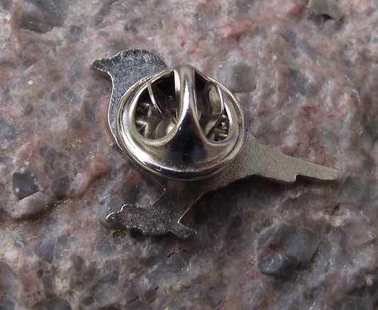 European Redwing Thrush Garden Song Bird Pin Badge - Badgecrazy