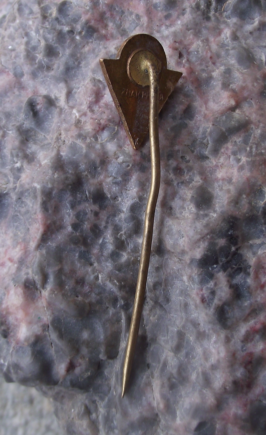 Vintage TJ SONP Kladno Ice Hockey Club Pin Badge - Badgecrazy