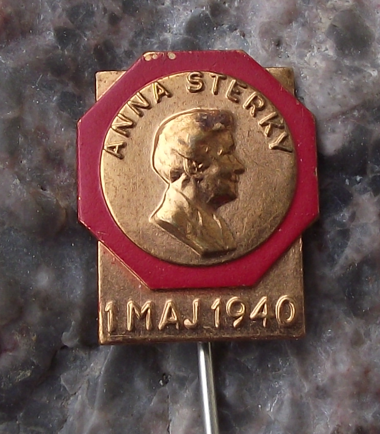 1940 Sweden Swedish May 1st Labor Day Anna Sterky Mayday Pin Badge