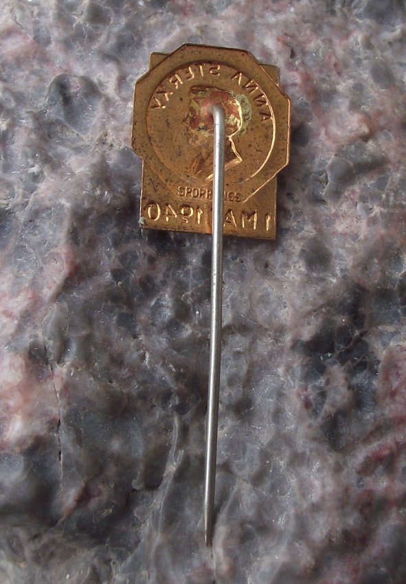 1940 Sweden Swedish May 1st Labor Day Anna Sterky Mayday Pin Badge