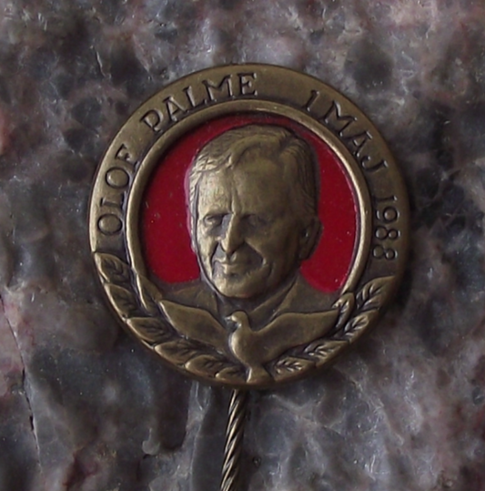 1988 Sweden Swedish May 1st Labor Day Olof Palme Pin Badge
