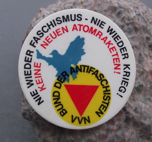 Vintage Fascism and War Never Again German AntiFA Peace Pin Badge