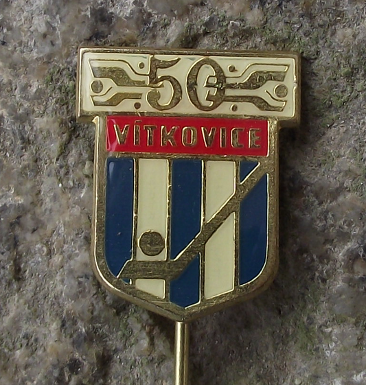 1978 HC Vítkovice Ridera Ice Hockey Club Team Czechoslovakia Pin Badge - Badgecrazy