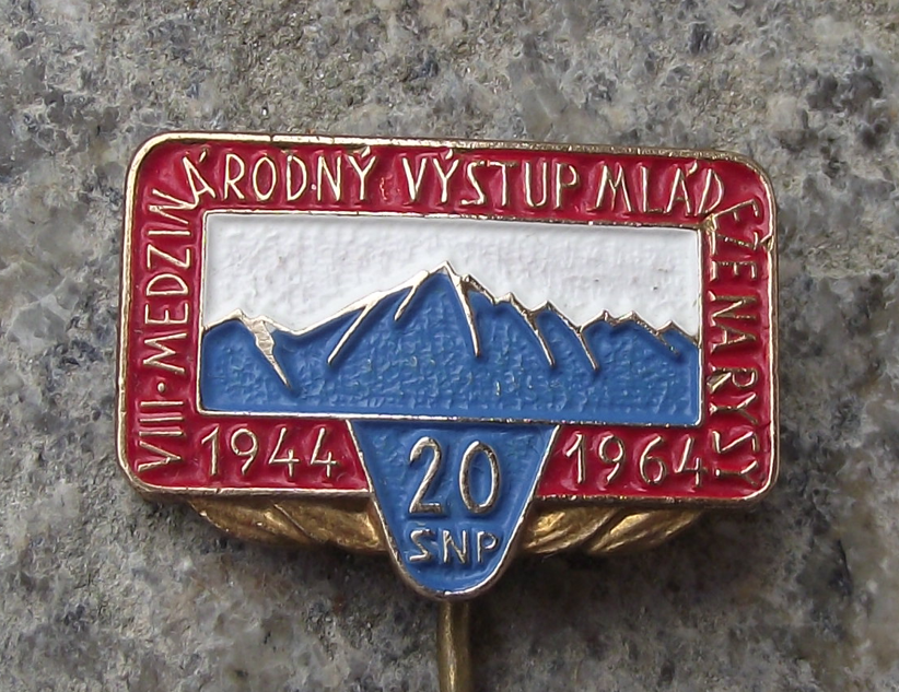 1964 Czechoslovakia Rysy Mountain 8th International Youth Ascent Lenin Pin Badge