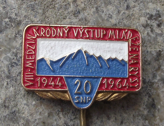 1964 Czechoslovakia Rysy Mountain 8th International Youth Ascent Lenin Pin Badge