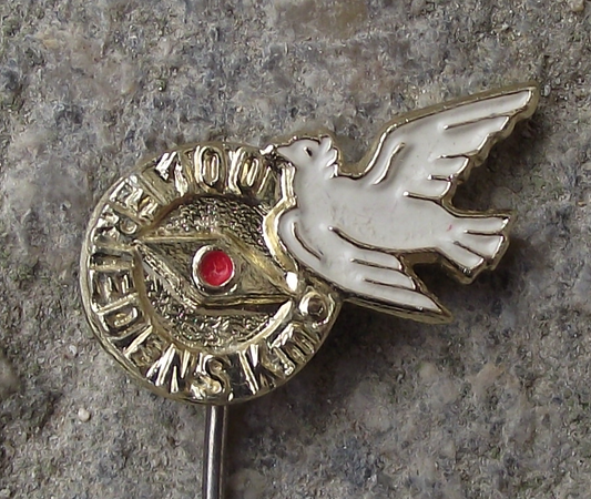 Vintage East Germany DDR White Dove Peace 100 Kilometers Compass Pin Badge