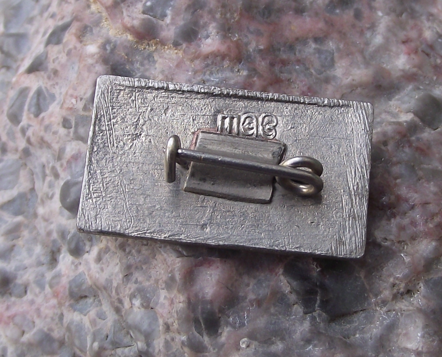 Vintage Soviet Russian Moscow Peace and Disarmament Pin Badge - Badgecrazy