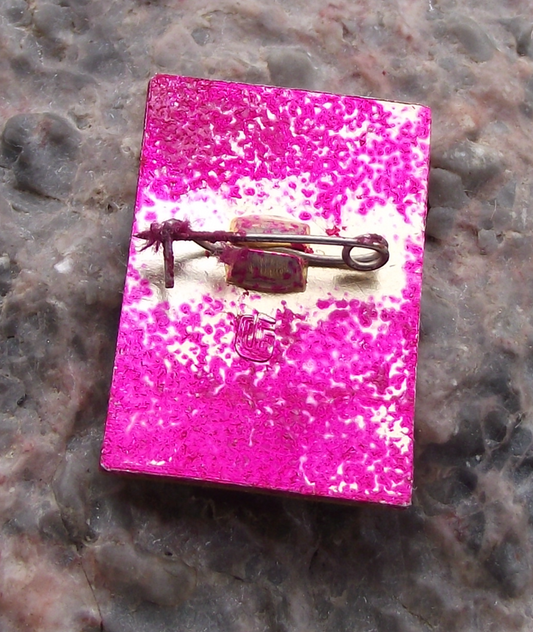 Vintage Izvestia Soviet Communist Newspaper Ice Hockey Snowman Pin Badge