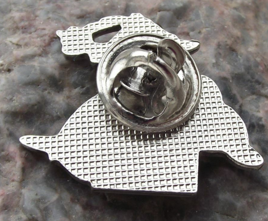 LTU International German Airlines Luft transport Aircraft Dolphin Pin Badge