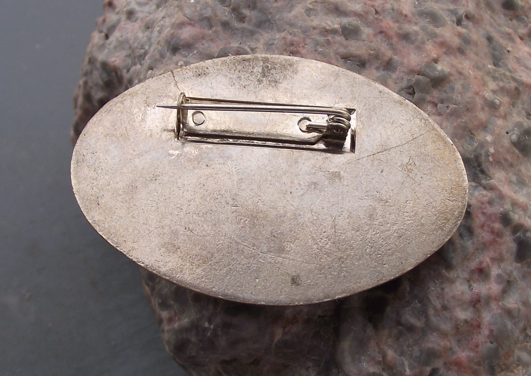 1989 Large MVMR 33rd International Ascent of Rysy Mountain Youth Pin Badge